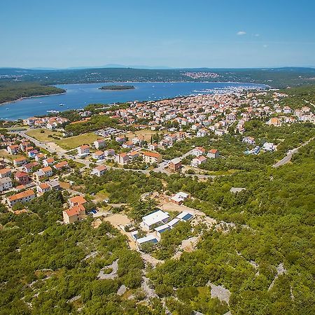Mobile Homes And Apartments St,Denis Punat Exterior photo