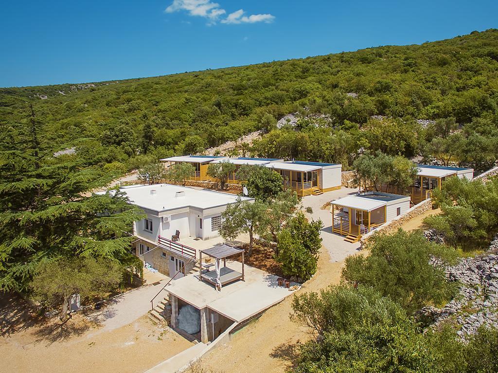 Mobile Homes And Apartments St,Denis Punat Exterior photo