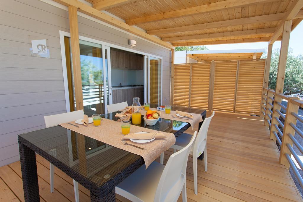 Mobile Homes And Apartments St,Denis Punat Exterior photo